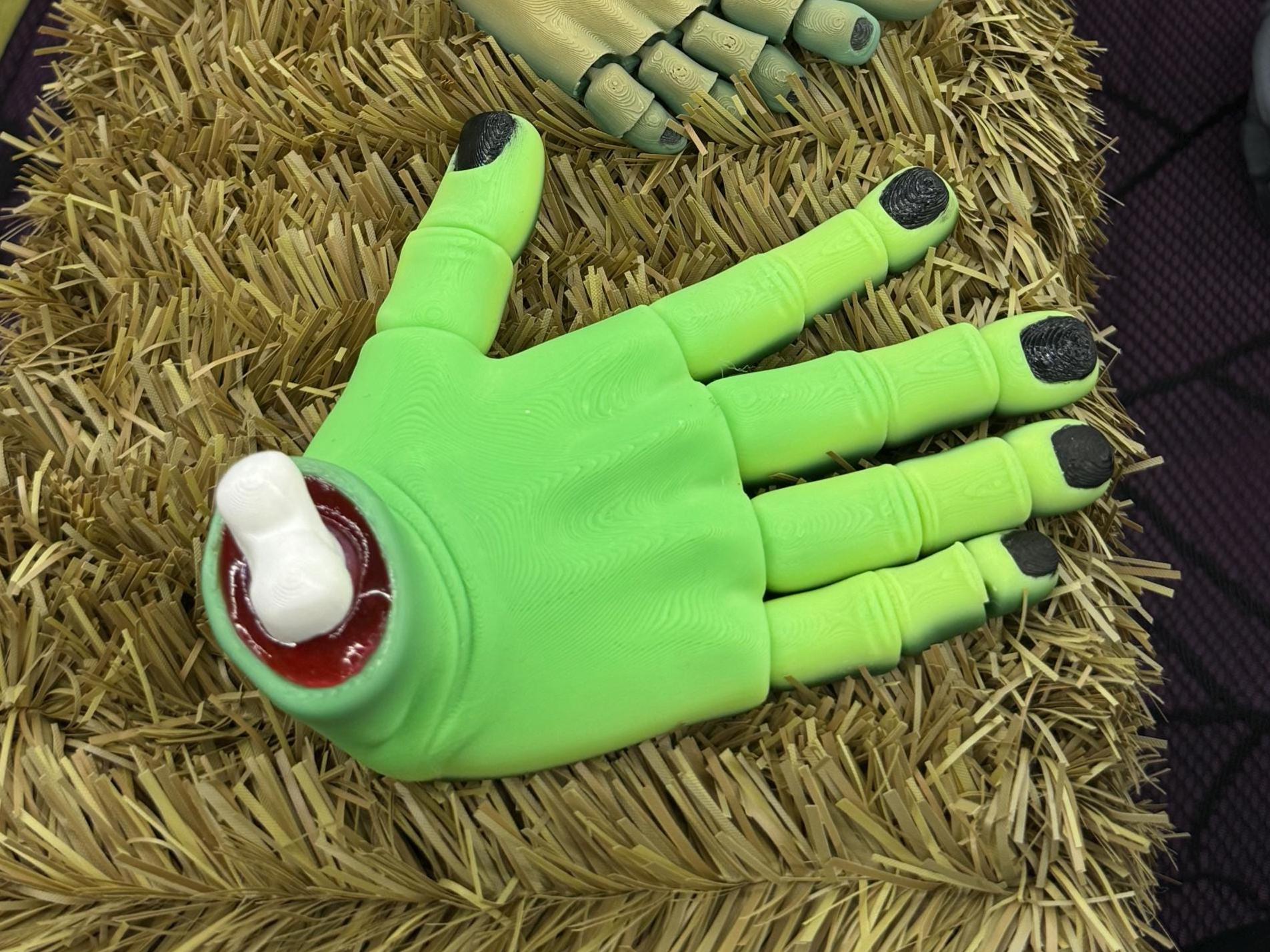 Flexi Hand, 3D printed and hand painted - Spooky Severed Hand with hand painted nails, blood and resin blood. PLEASE READ DESCRIPTION