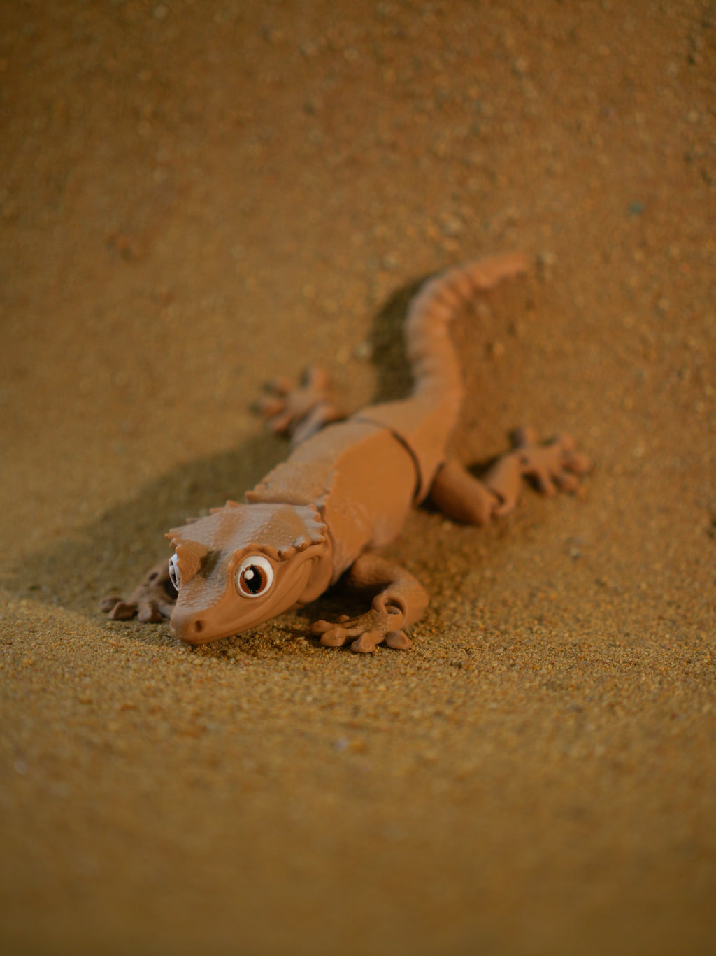 Crested Gecko Articulated 3D Printed Toy- Tan/Light Brown
